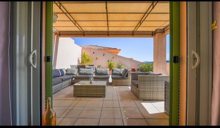 Chez Pasqua ! Appartement Spacieux Avec Terrasse 2 Chambres 6 Couchages En Rooftop L'Ile-Rousse  Exterior photo